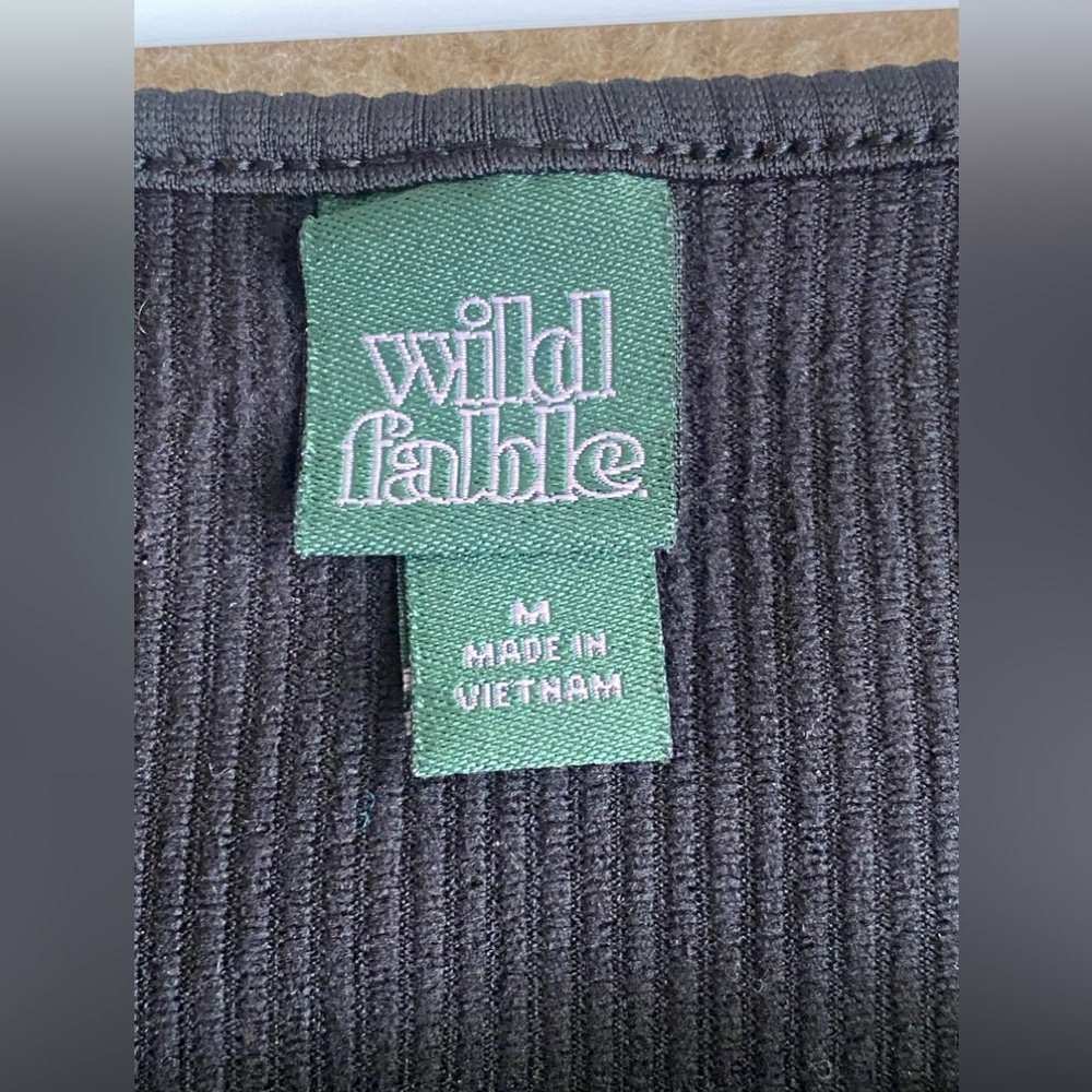 Wild Fable Black Ribbed Crop basic Tank Top - Picture 9 of 10